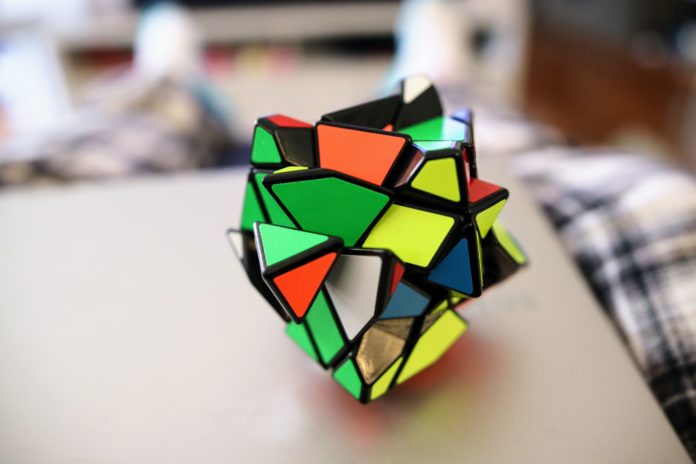Cubi di Rubik Strani
